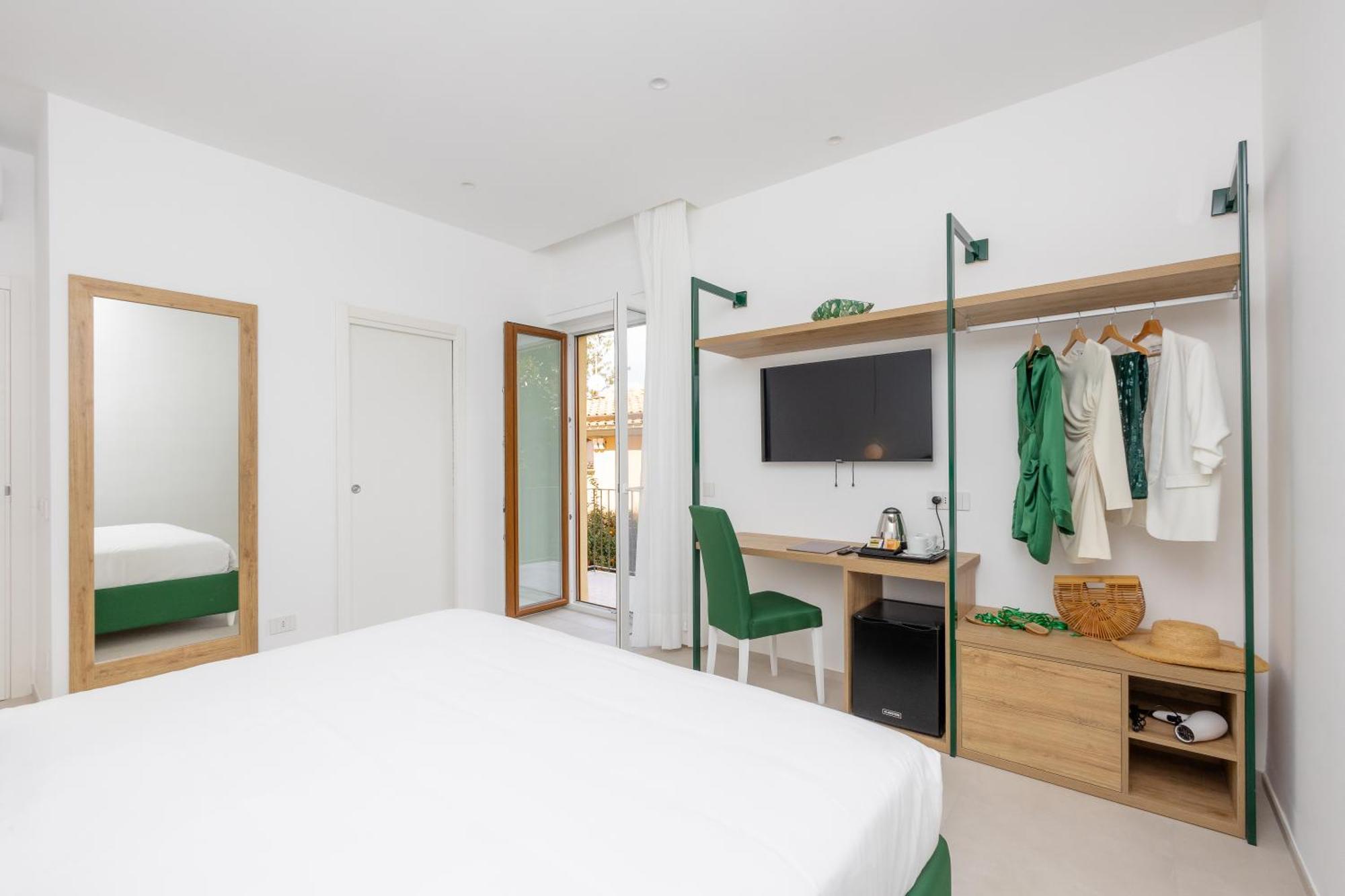 Vittoria Rooms Sorrento Bagian luar foto
