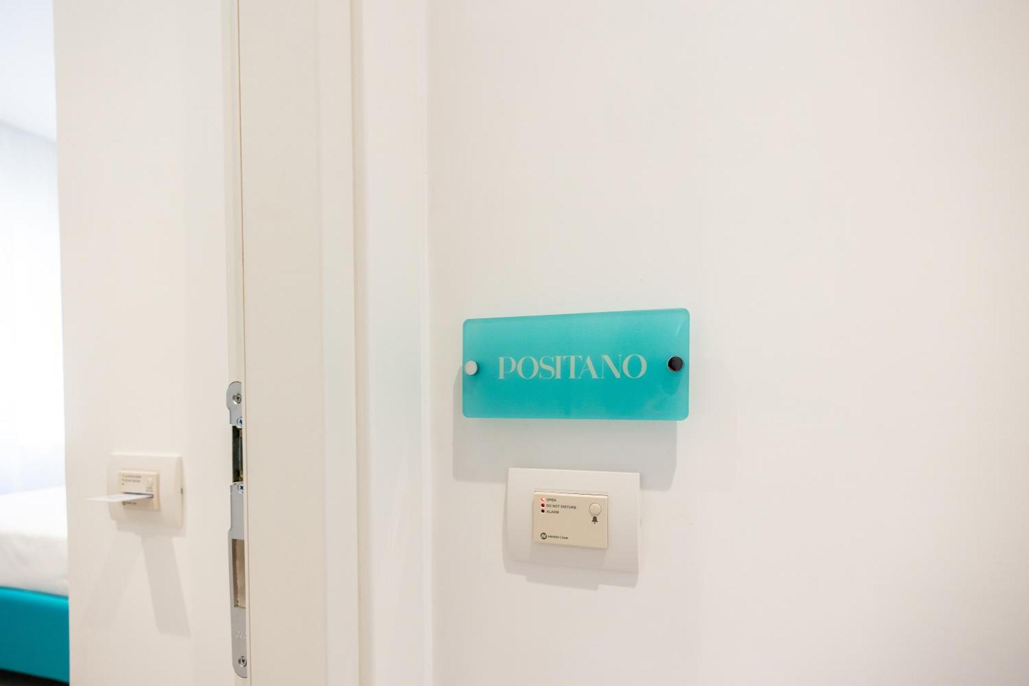 Vittoria Rooms Sorrento Bagian luar foto